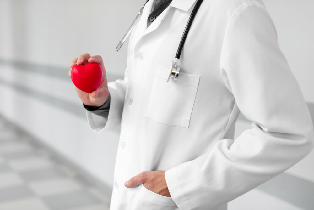 Dra Symone Schaefer - Cardiologista que Atende por Telemedicina em São Paulo